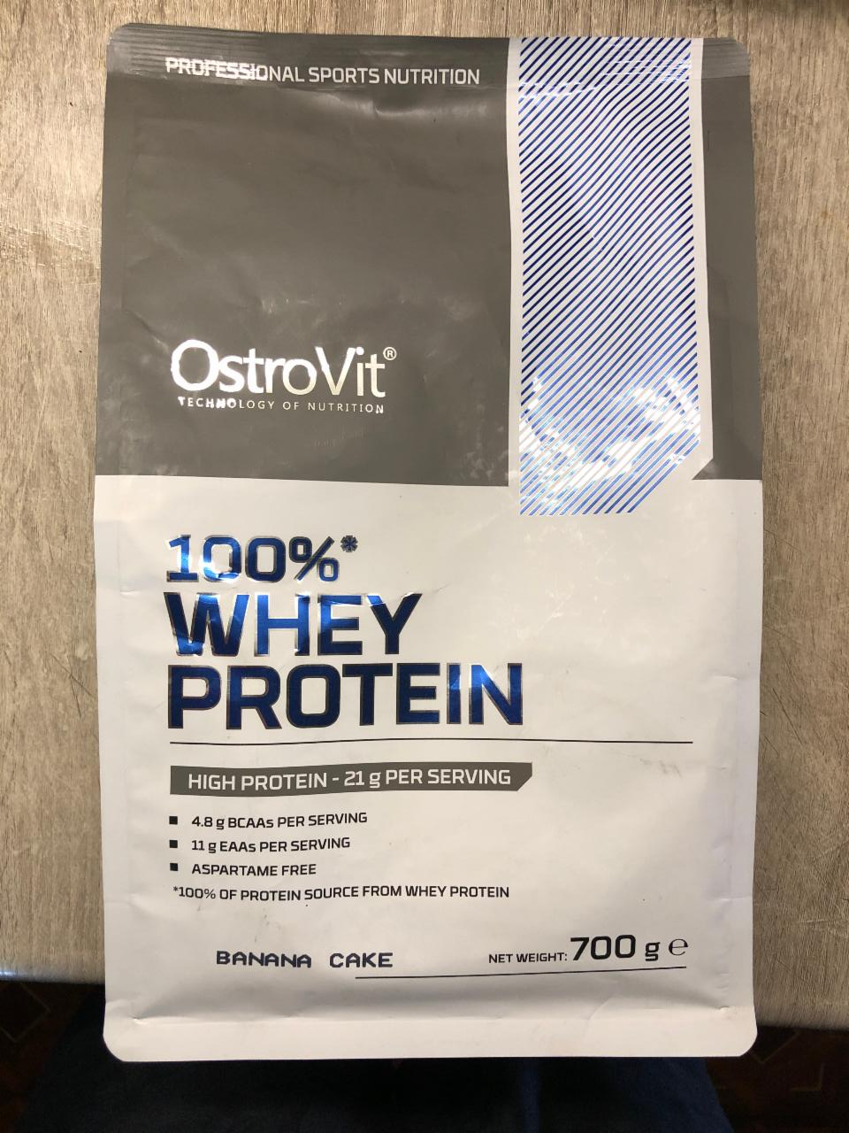 Фото - Протеїн 100% Whey Protein Banana Cake Ostrovit