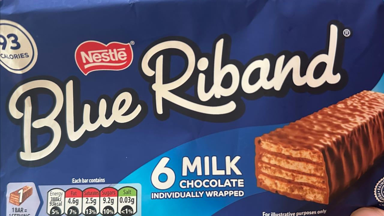 Фото - Вафлі в молочному шоколаді Blue Riband Nestle