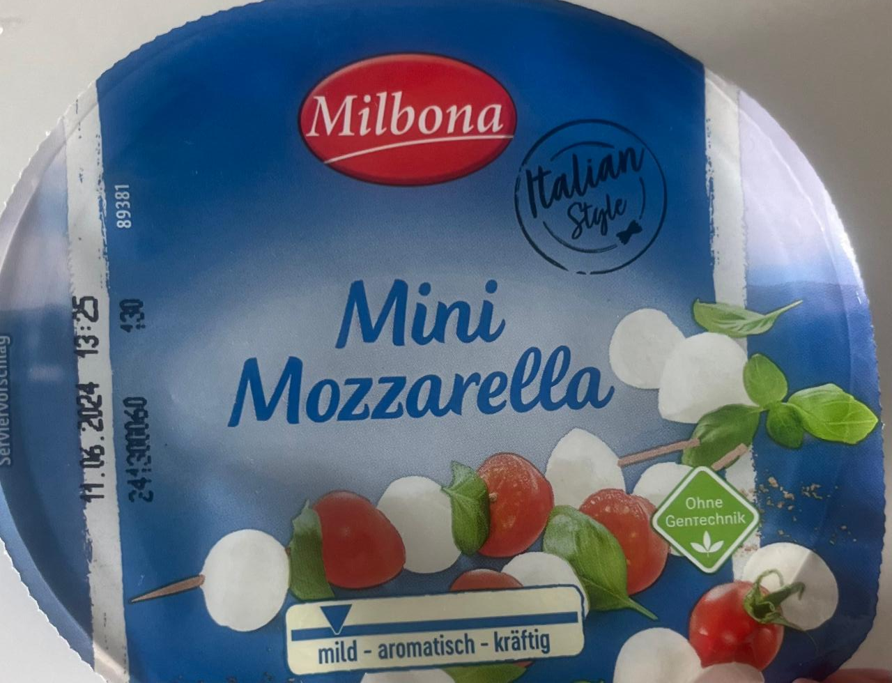 Фото - Mini Mozzarella 45% Milbona