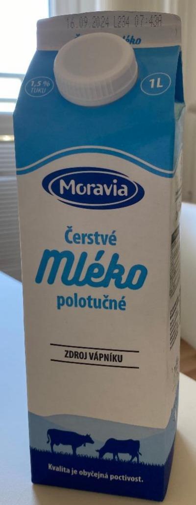 Фото - Mléko čerstvé polotučné 1,5% Moravia