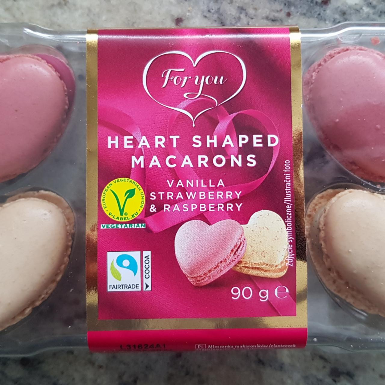 Фото - Heart shaped macarons vanilla strawberry raspberry For you