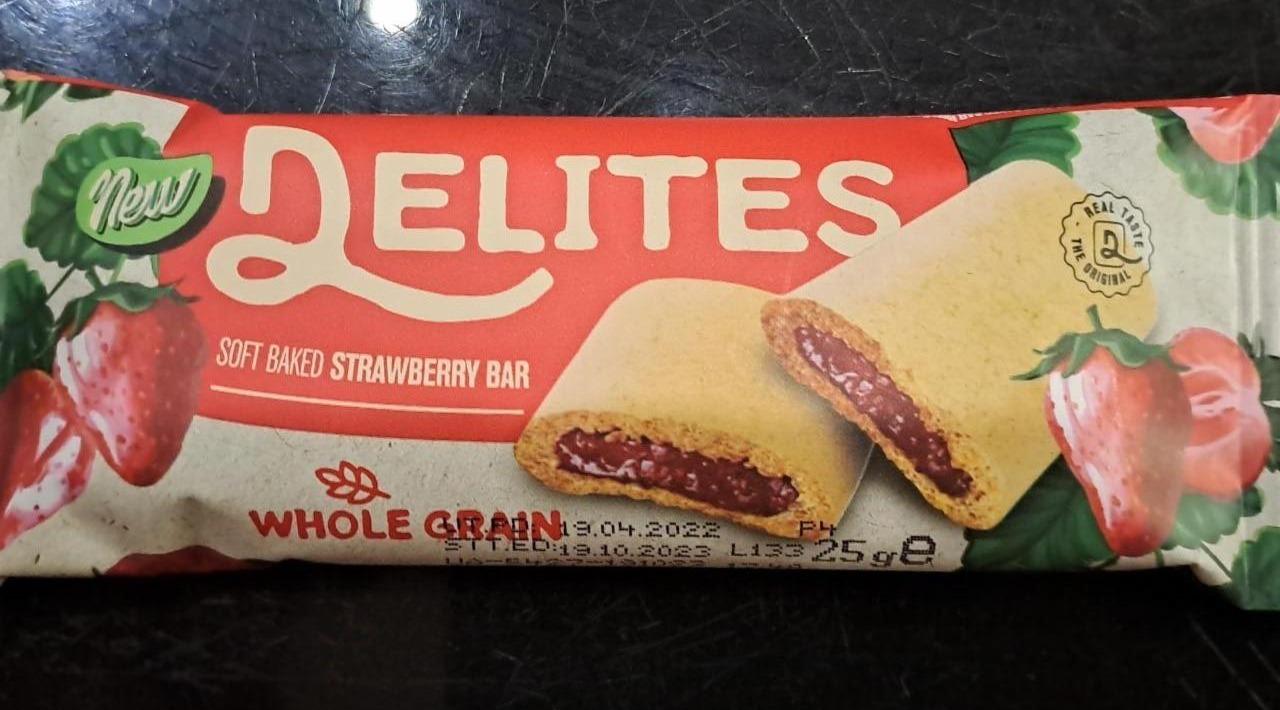 Фото - Батончик з полуничною начинкою Soft Baked Strawberry Bar Delites