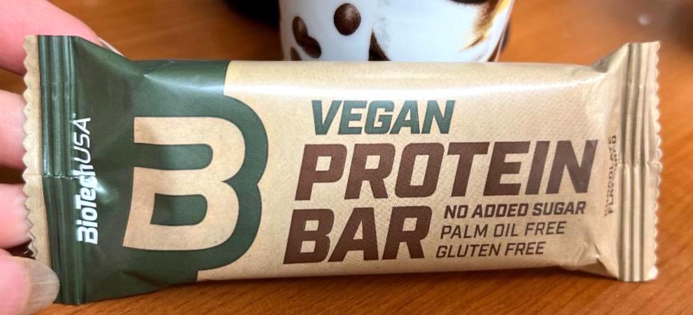 Фото - Батончик протеїновий Vegan Protein Bar Chocolate Flavored BioTechUSA