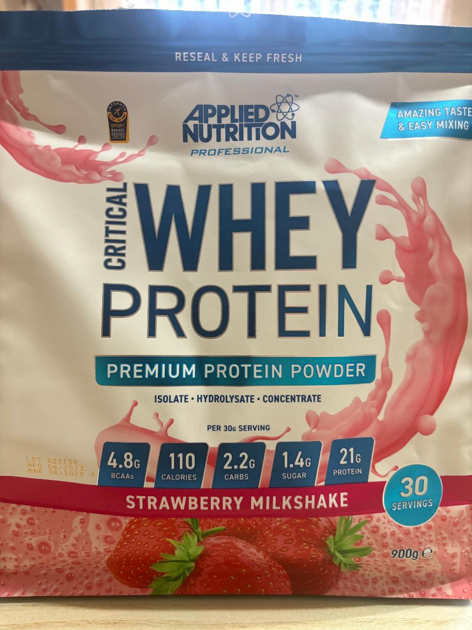 Фото - Протеїн Critical Whey Protein Strawberry Milkshake Applied Nutrition