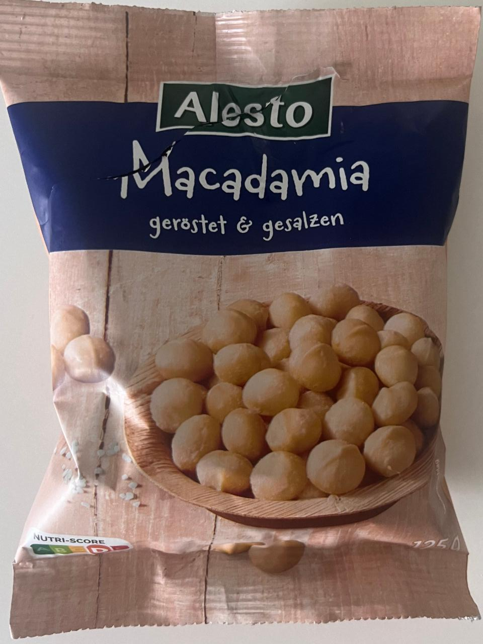 Фото - Macadamia Alesto