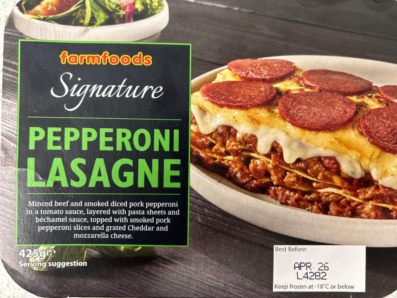 Фото - Signature Pepperoni Lasagne Farmfoods