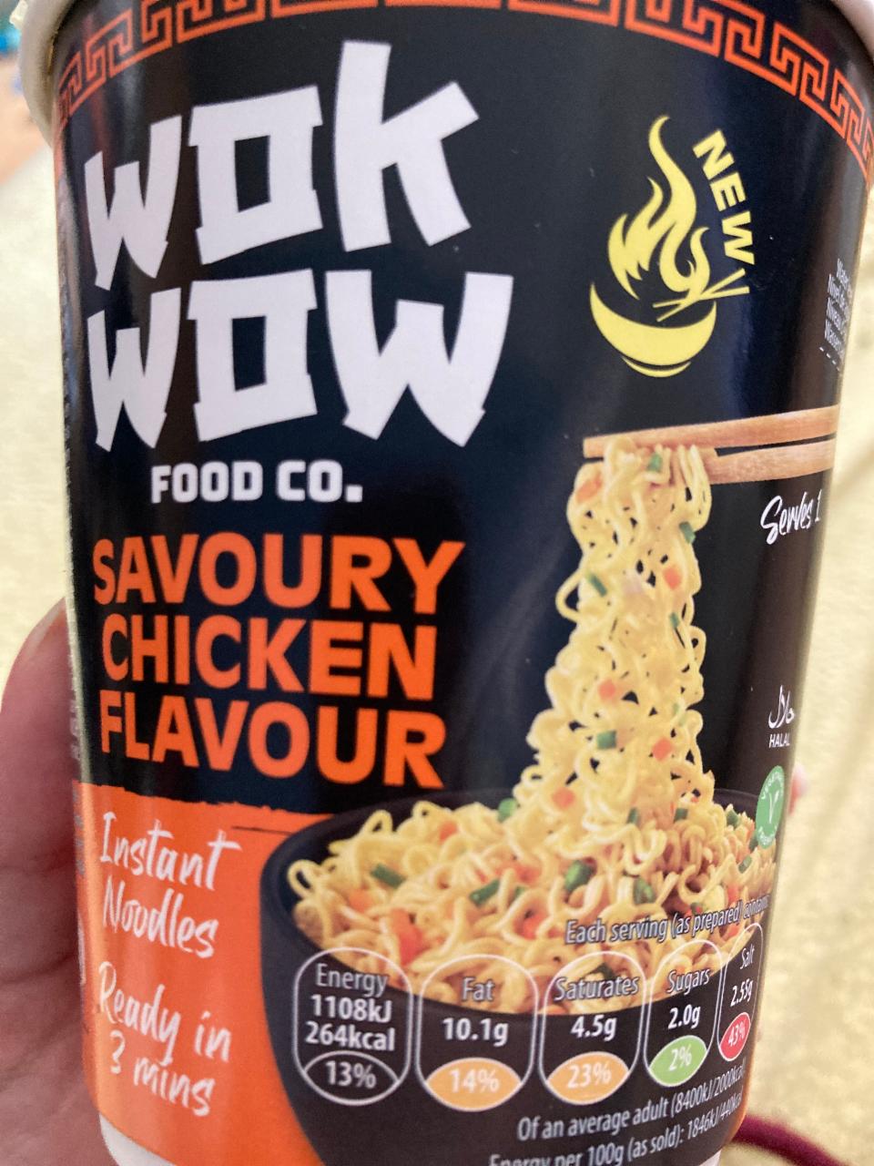 Фото - Savoury chicken flavour instant noodles Wok Wow Food Co.