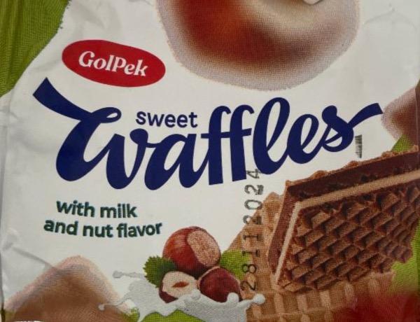 Фото - Sweet Waffles with milk fnd nut flavor ColPek