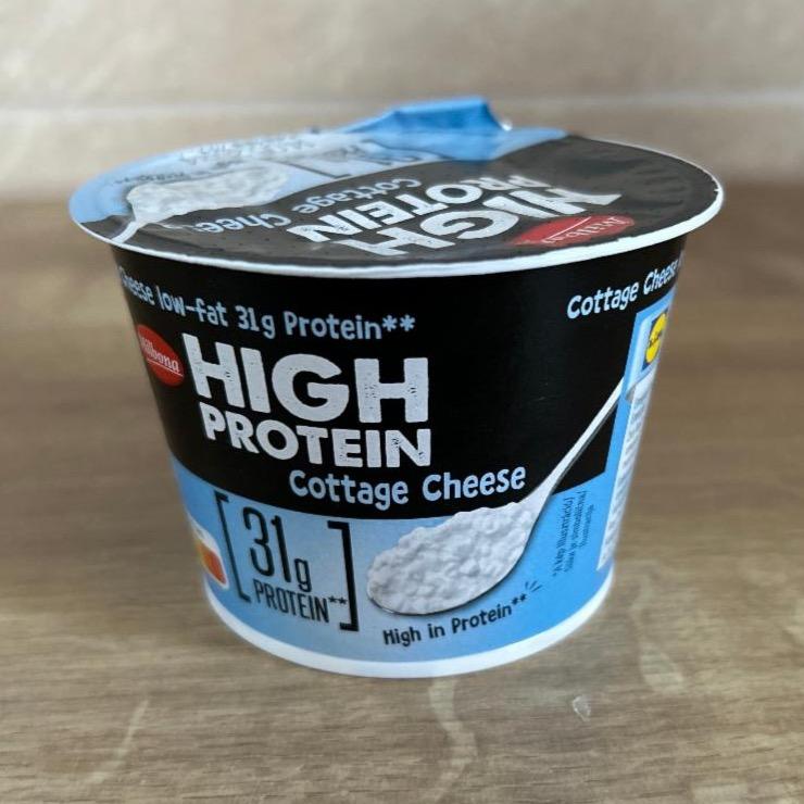 Фото - Сир кисломолочний High Protein Cottage Cheese Milbona