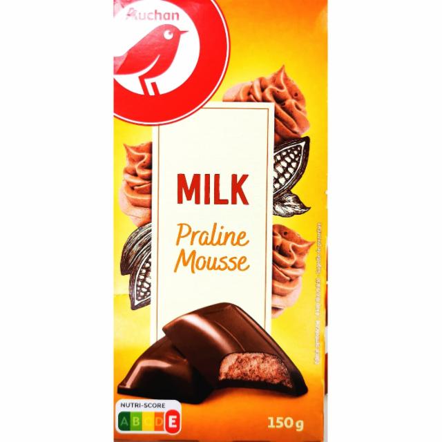 Фото - Шоколад молочний з мусом праліне Milk Praline Mousse Auchan Ашан