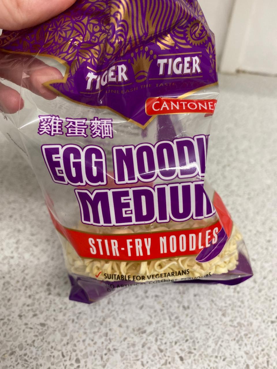 Фото - Egg noodles medium Tiger Tiger