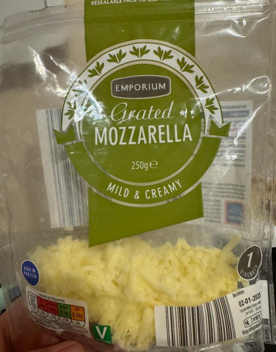 Фото - Grated Mozzarella Mild & Creamy Emporium