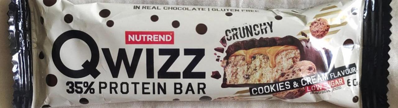 Фото - Qwizz 35% Protein Bar Cookies & Cream Nutrend