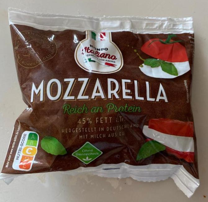 Фото - Mozarella 45% Mondo Italiano