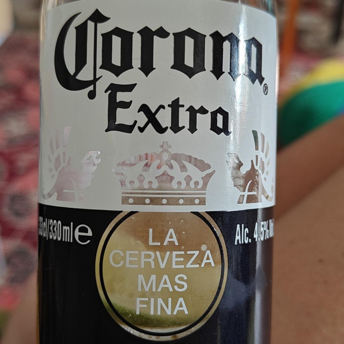 Фото - Extra lager beer bottles Corona