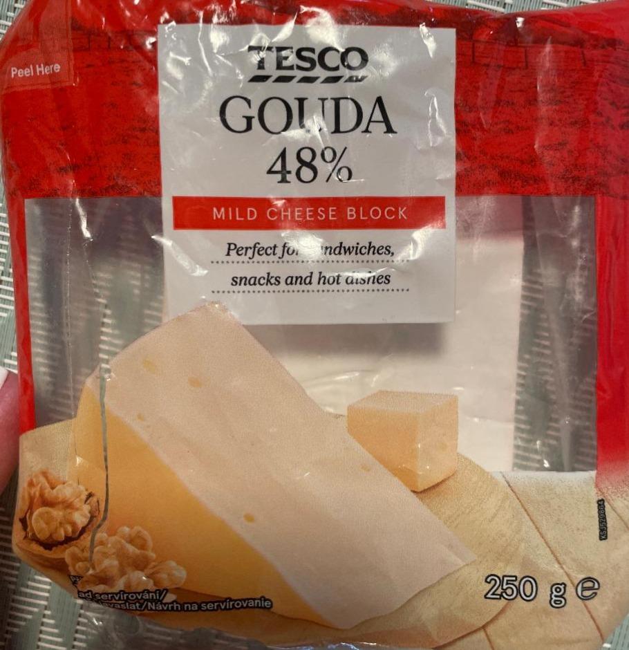 Фото - Gouda 48% Mild Cheese Block Tesco