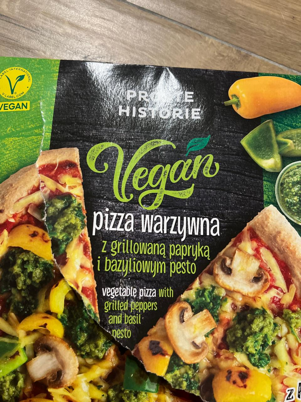 Фото - Vegan Pizza warzywna z grillowaną papryką i bazyliowym pesto Proste Historie