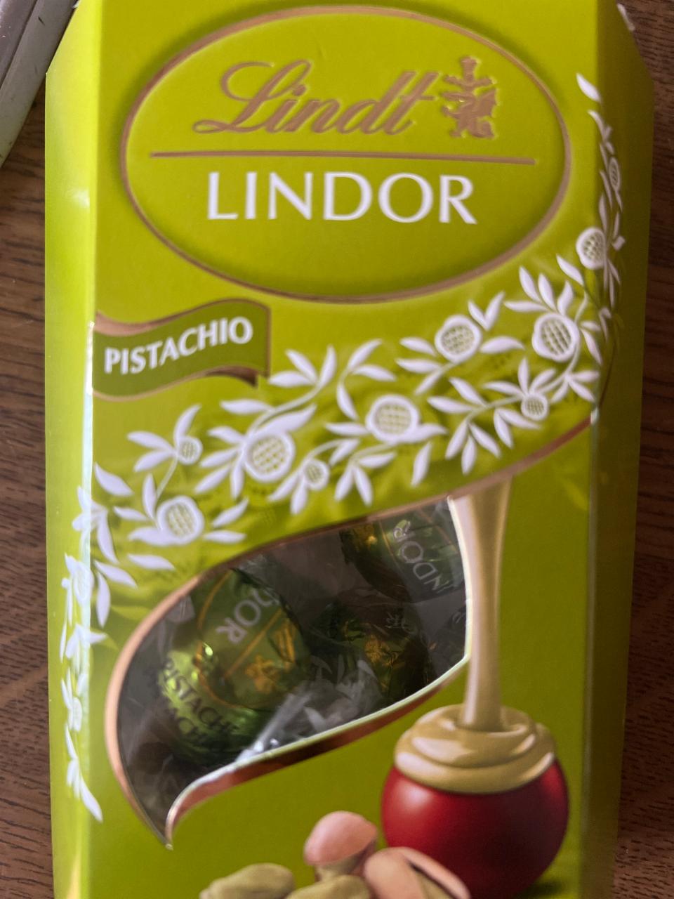 Фото - Lindor Pistachio Lindt