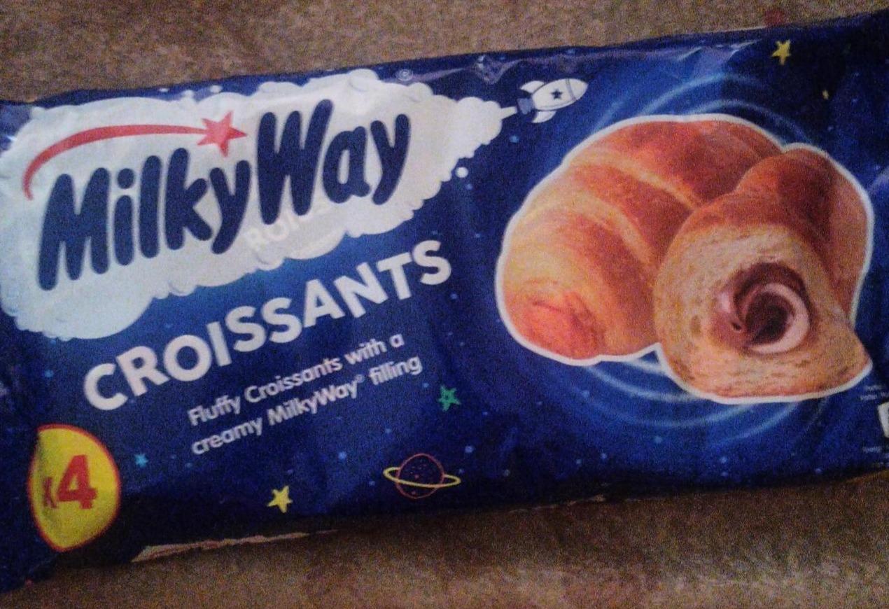 Фото - Croissants with a creamy Milky Way filling Milky Way