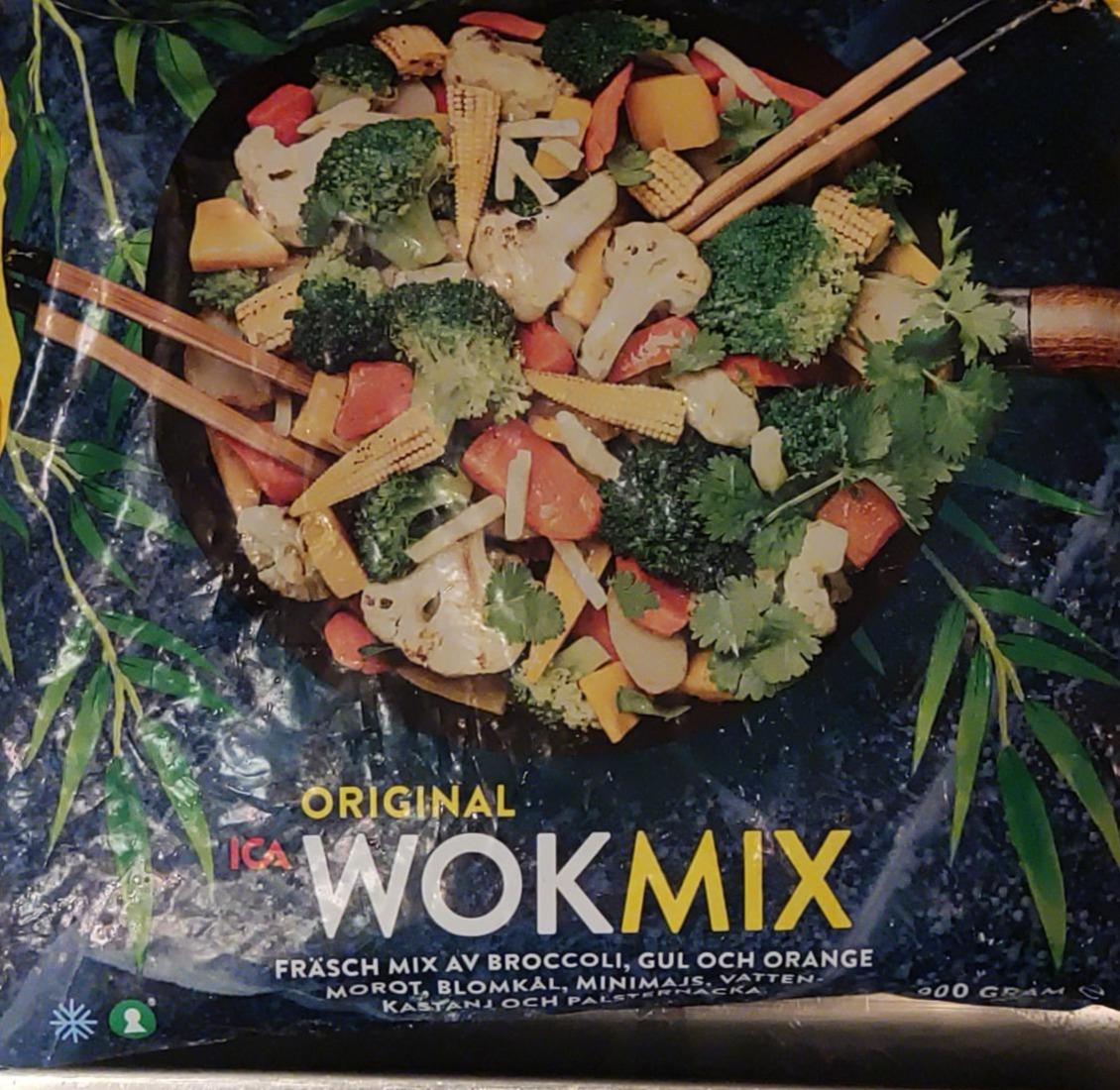 Фото - Wokmix fräsch mix av broccoli, gul och orange morot, blomkål, minimajs, vatten-kastanj, och palsternacka Ica