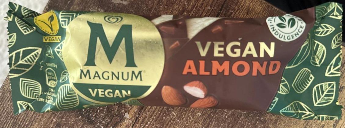 Фото - Морозиво веганське Vegan Almond Magnum