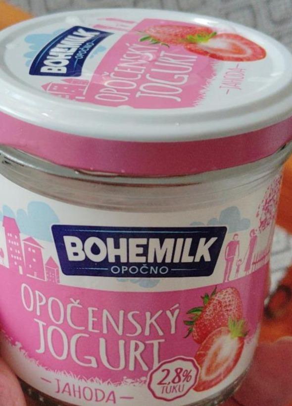 Фото - Opočenský jogurt jahoda 2,8% Bohemilk