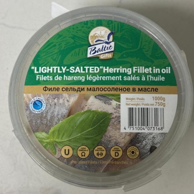 Фото - Frozen lightly salted herring fillet in oil Baltic Gifts