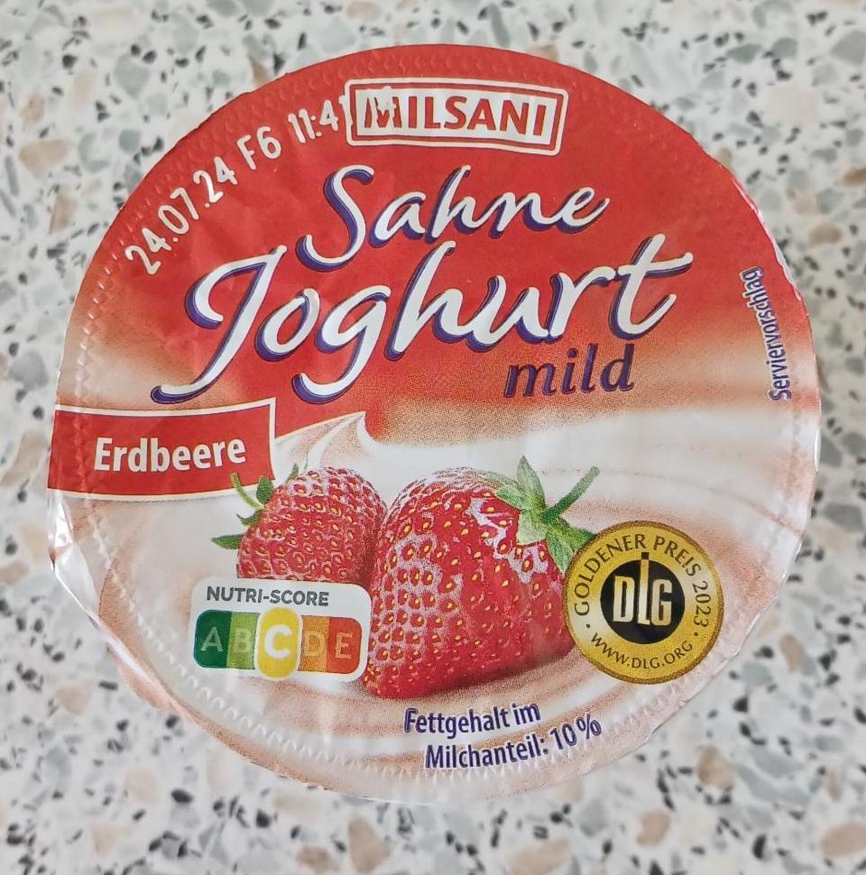 Фото - Sahne Joghurt Mild Erdbeere Milsani