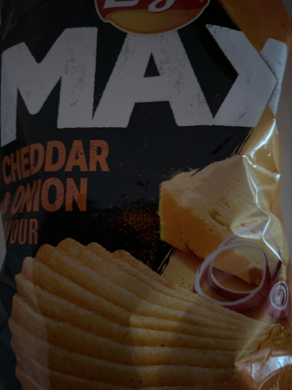 Фото - Max cheddar onion flavour Lay's