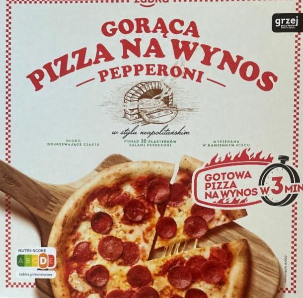 Фото - Goraca pizza na wynos pepperoni Żabka