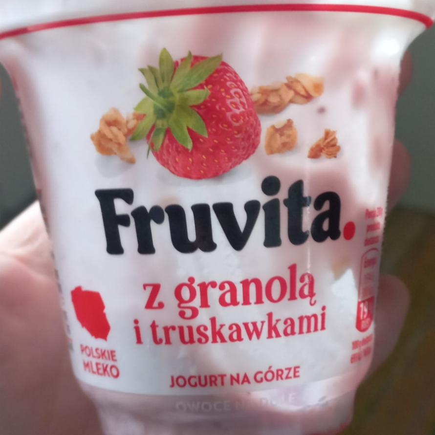 Фото - Йогурт з полуницею FruVita