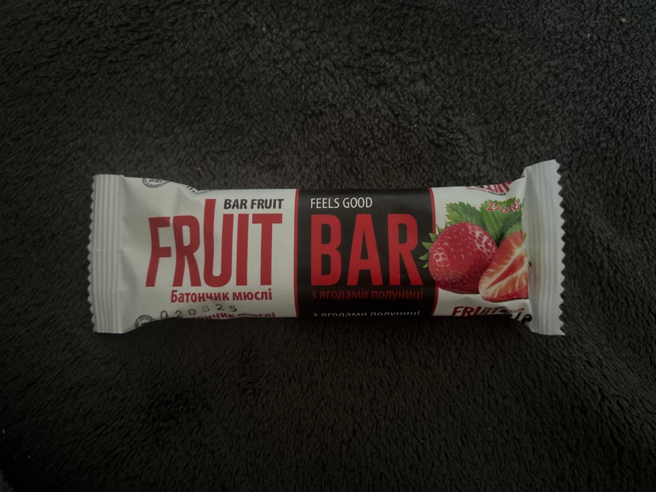 Фото - Батончик мюслі з ягодами полуниці Fruit Bar