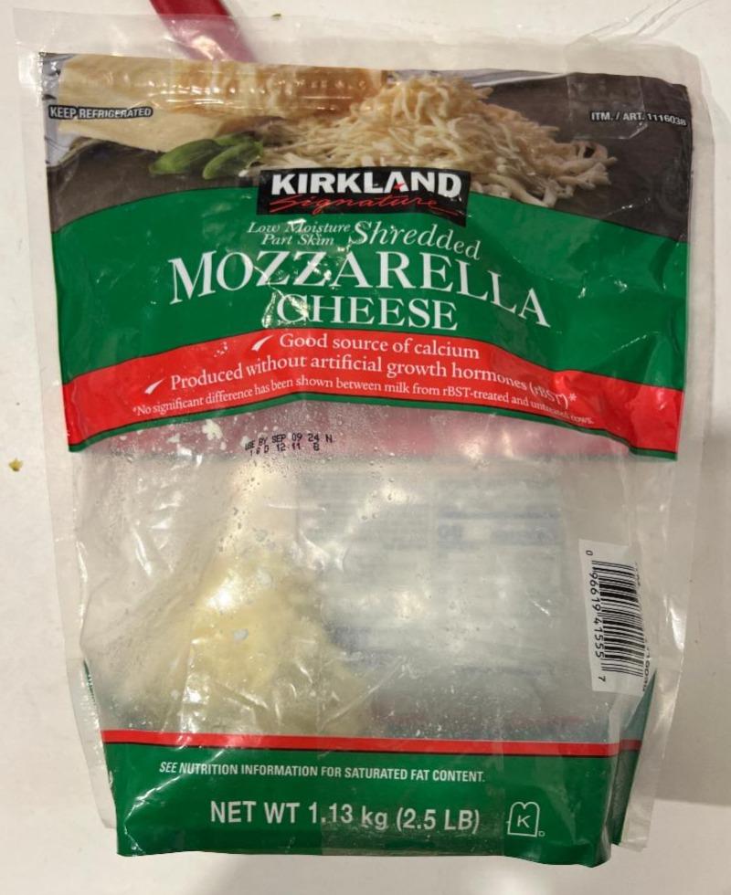 Фото - Mozzarella Cheese Kirkland