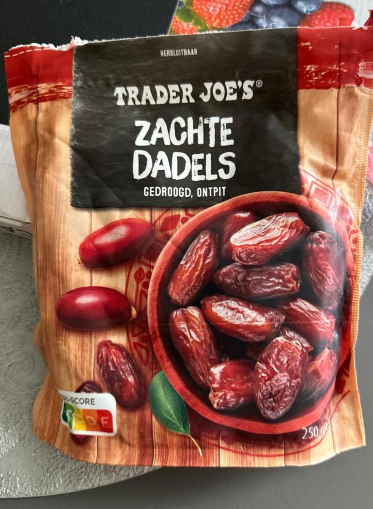 Фото - Zachte Dadels Trader Joe's