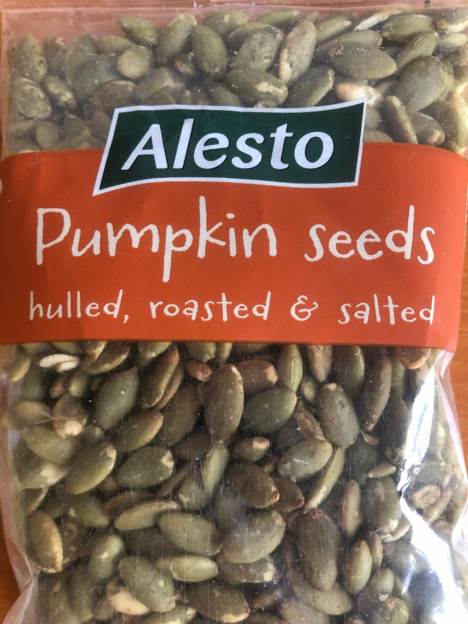 Фото - Насіння гарбузове смажене солоне Pumpkin Seeds Alesto